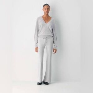 Aritzia BestHug Wildflower Pant Size Large🛍️